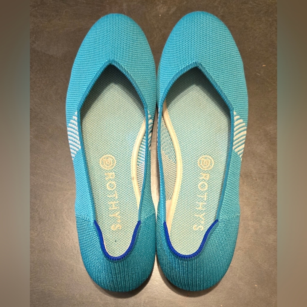 Rothy's Flat - Green with side stripe design